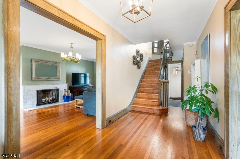 638 Union Ave Property Photo 4