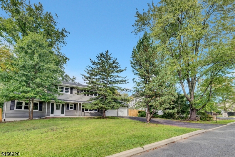 6 Mitchell Rd Property Photo 1