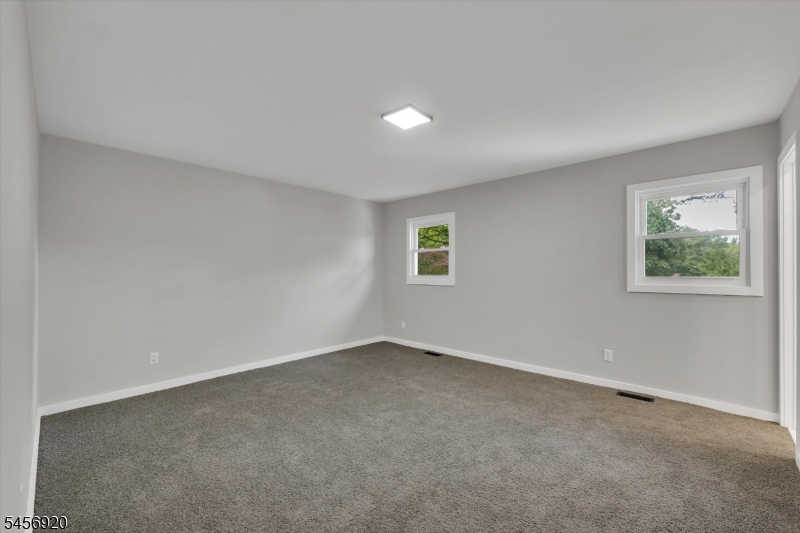 6 Mitchell Rd Property Photo 32