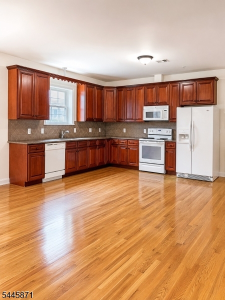 196 Franklin Ave 2 Property Photo 1