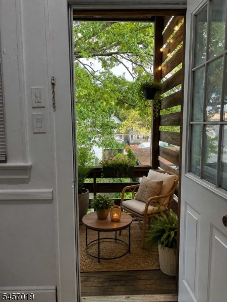 176 Lincoln Avenue Property Photo 4