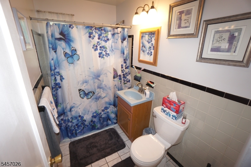 22 Lowell St Property Photo 15