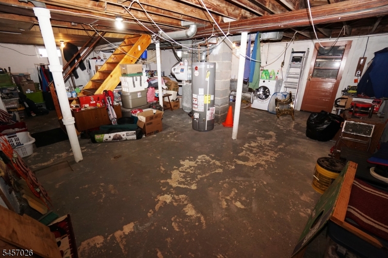 22 Lowell St Property Photo 17