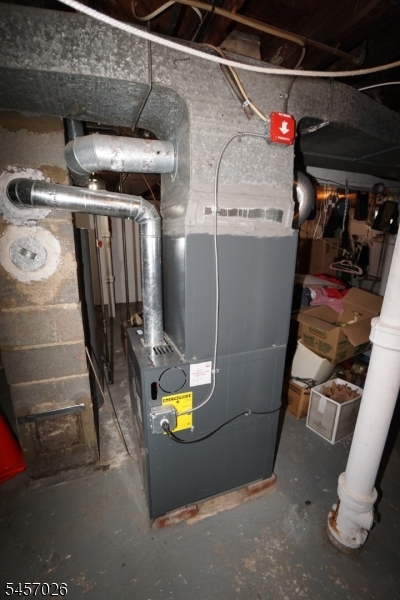 22 Lowell St Property Photo 18