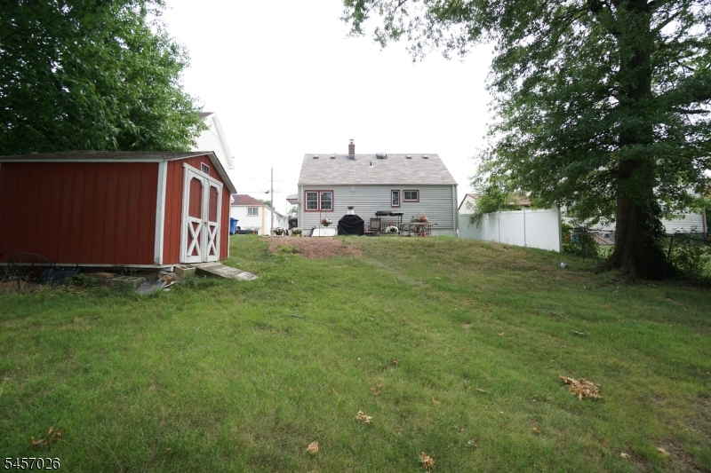 22 Lowell St Property Photo 22
