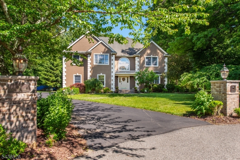 5 Kingston Ct Property Photo 2