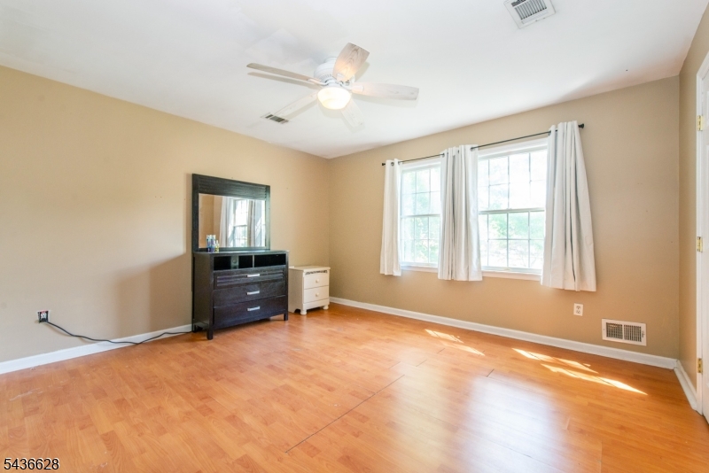 5 Kingston Ct Property Photo 40