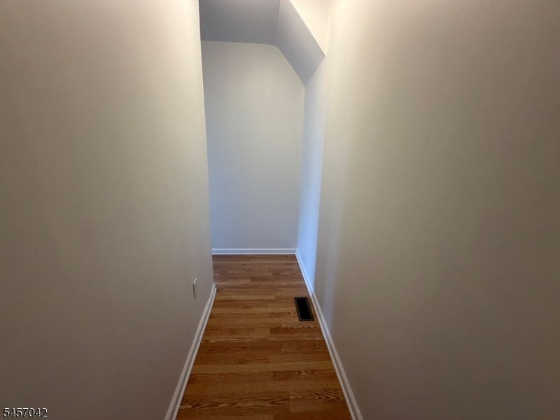 386 Washington St Property Photo 3