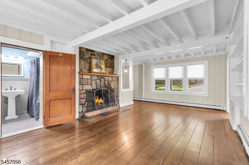 43 Maxim Dr Property Photo 6