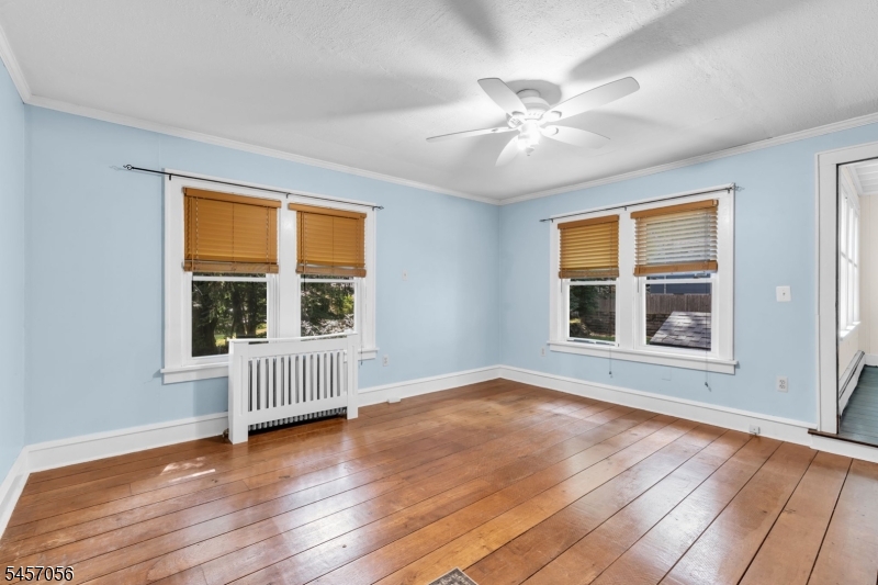 43 Maxim Dr Property Photo 9