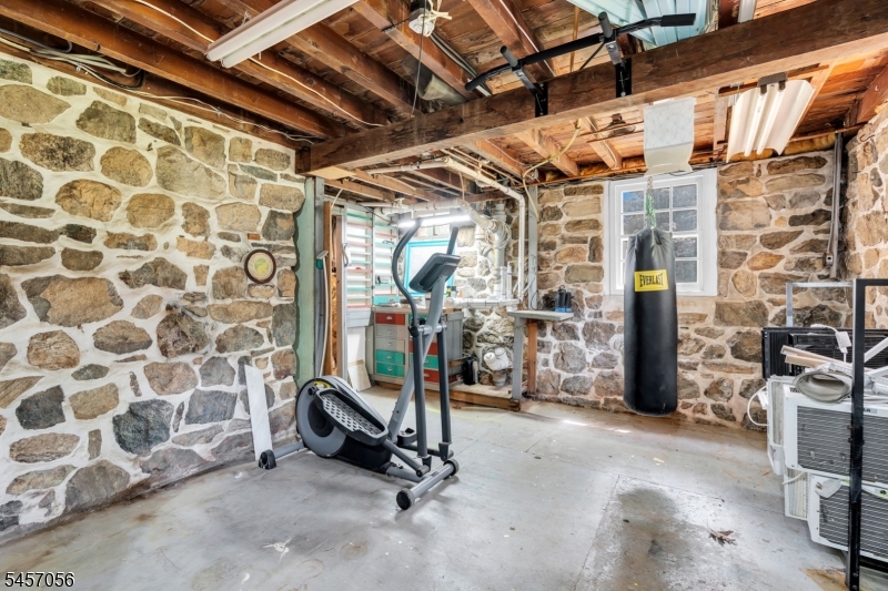 43 Maxim Dr Property Photo 29