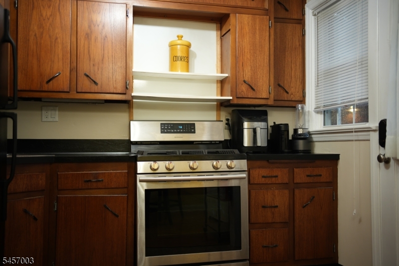 154 Boyden Avenue Property Photo 3