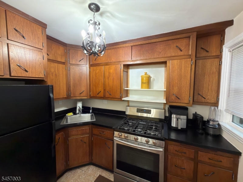 154 Boyden Avenue Property Photo 5
