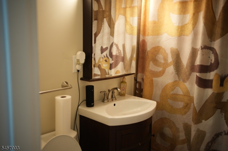 154 Boyden Avenue Property Photo 6