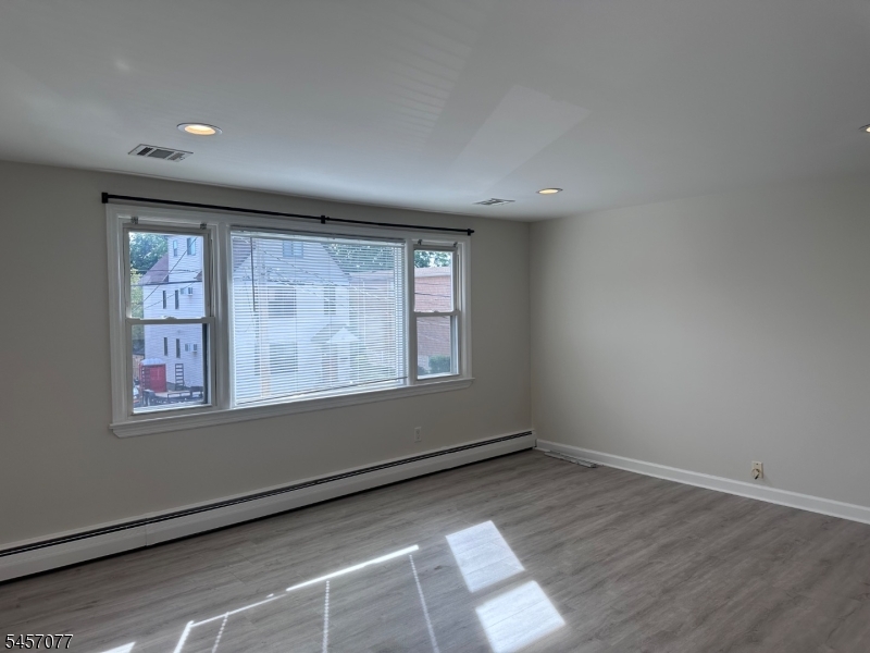 79 Tuttle St 2 Property Photo 10