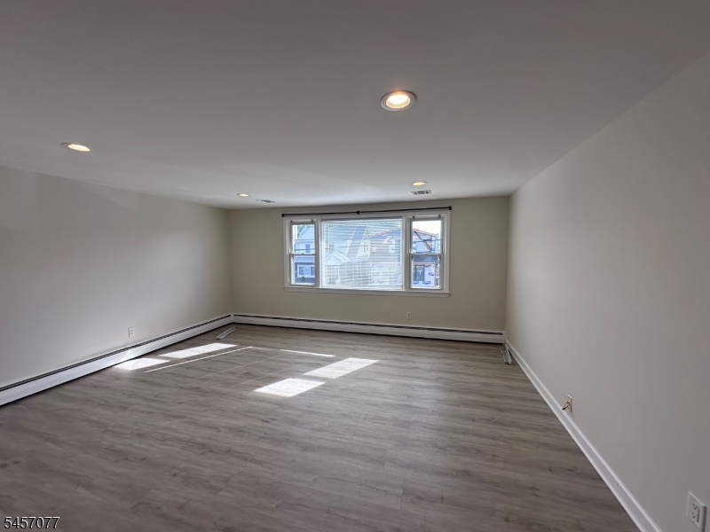 79 Tuttle St 2 Property Photo 11