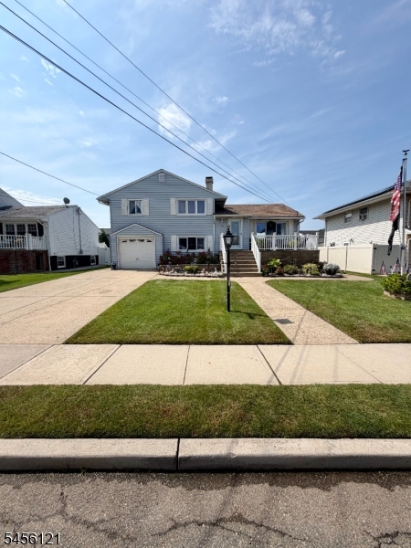29 Capp St Property Photo 1