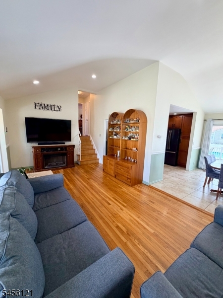 29 Capp St Property Photo 4