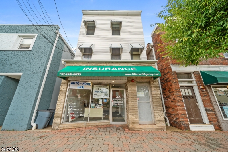 36 W Somerset St Property Photo 1