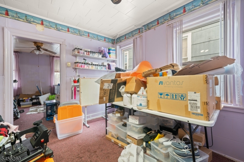 36 W Somerset St Property Photo 7