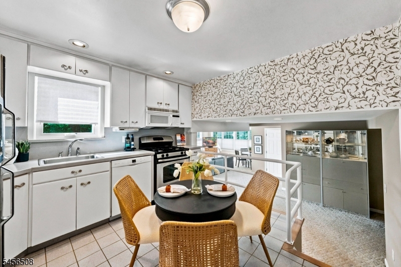 33 Waling Dr Property Photo 10