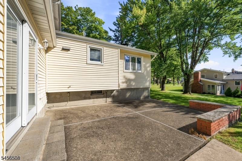 33 Waling Dr Property Photo 42