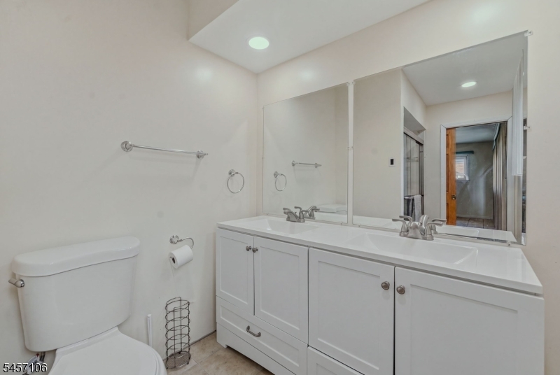 98 Baldwin Pl 2 Property Photo 22
