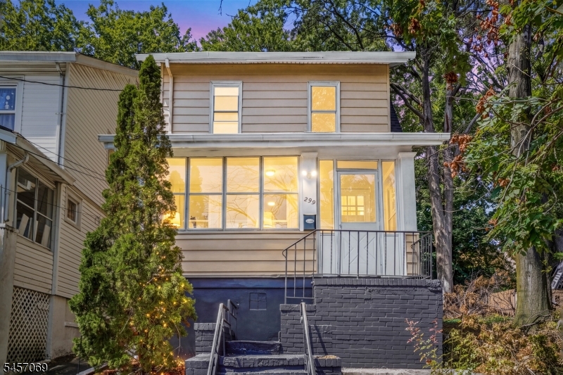 299 Smith St Property Photo 1