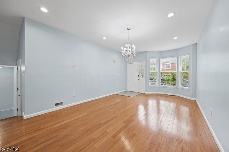 20 Gordon Cir Property Photo 3