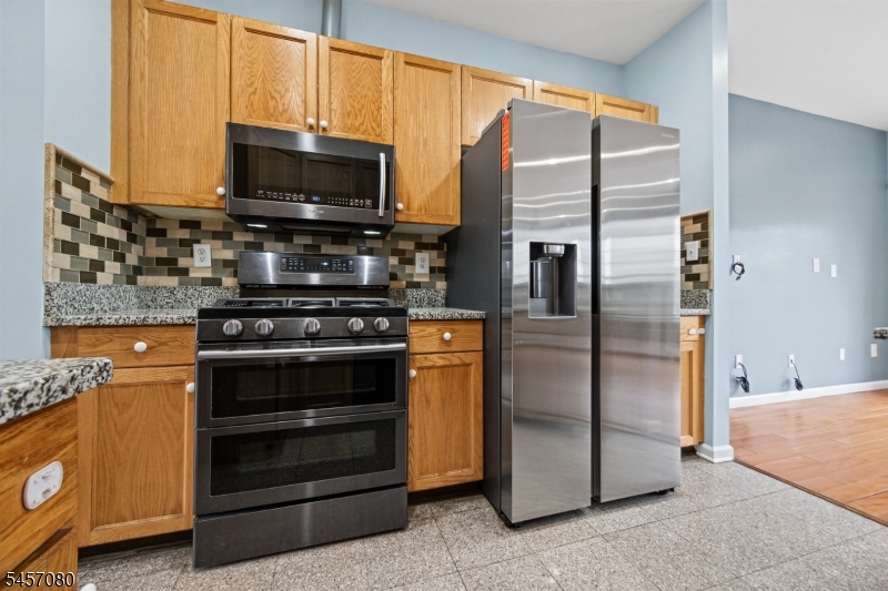 20 Gordon Cir Property Photo 7