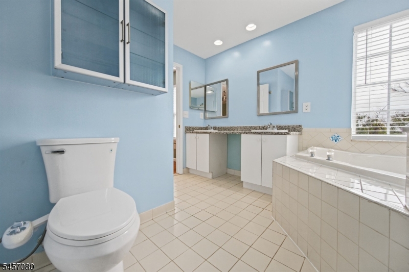 20 Gordon Cir Property Photo 17