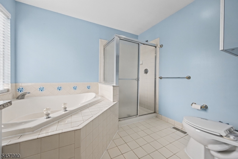 20 Gordon Cir Property Photo 18