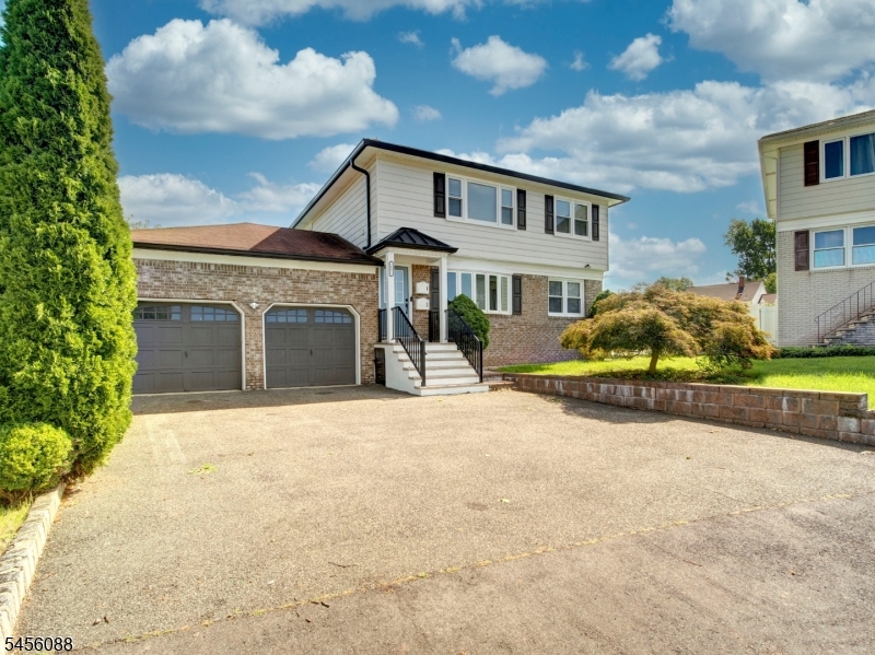 1091 Alfieri Ct Property Photo 1