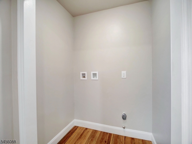 1091 Alfieri Ct Property Photo 35