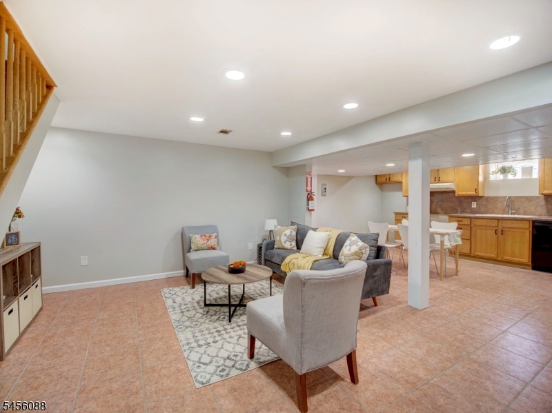 1091 Alfieri Ct Property Photo 36
