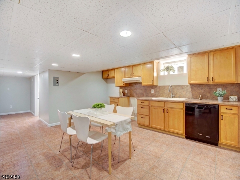 1091 Alfieri Ct Property Photo 37