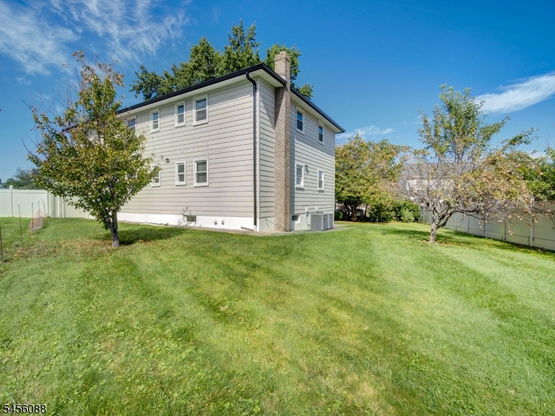 1091 Alfieri Ct Property Photo 43