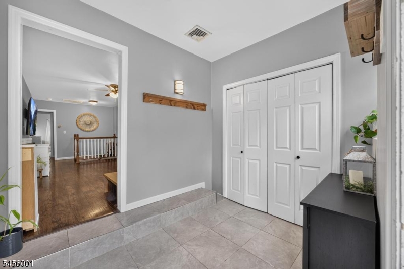 51 Roosevelt Trl Property Photo 4