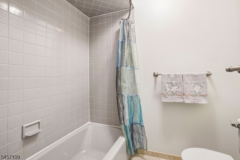 9 Ross Rd Property Photo 23