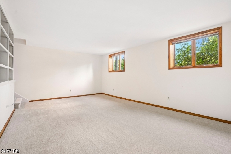9 Ross Rd Property Photo 31