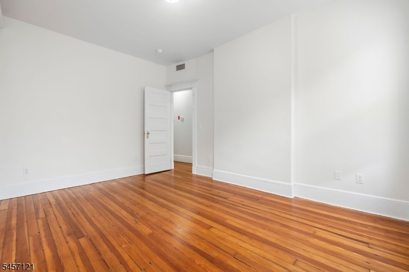 114 Shippen St 1 Property Photo 10