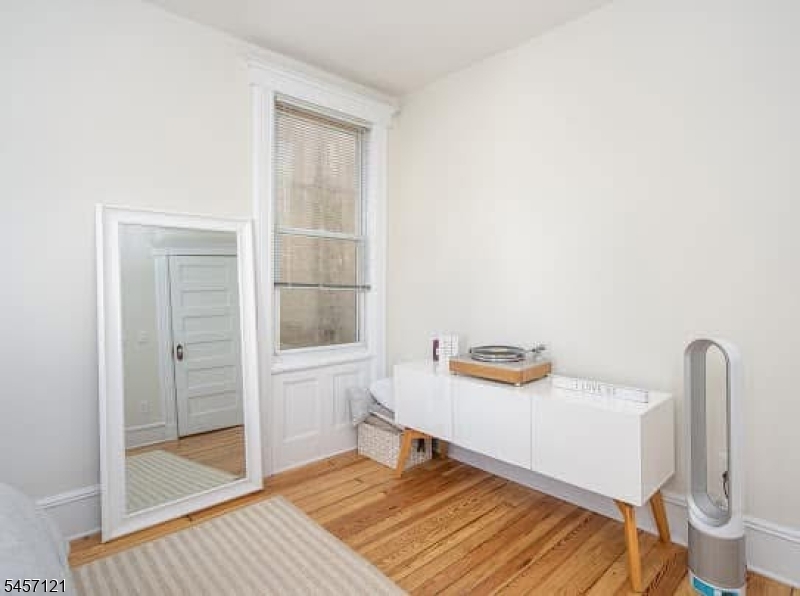 114 Shippen St 1 Property Photo 19