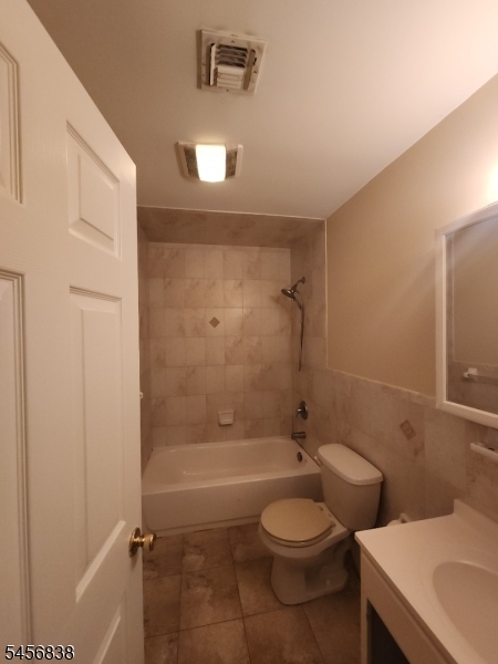 9 Triton Ter 1 Property Photo 9