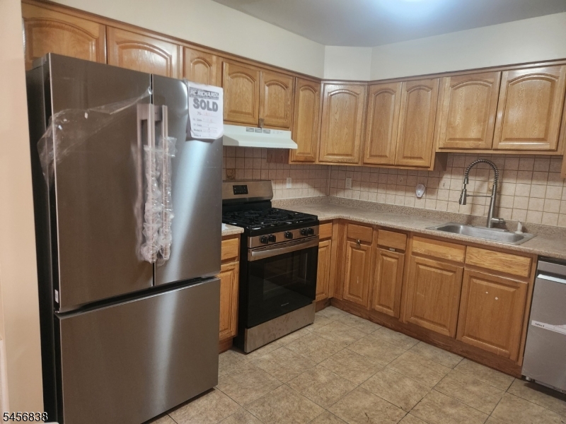 9 Triton Ter 1 Property Photo 13