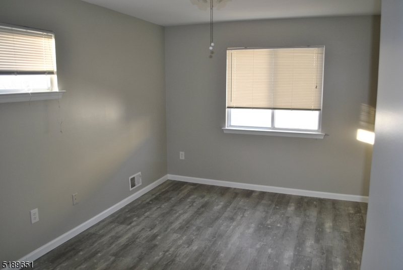 910 Reed Ct Property Photo 15