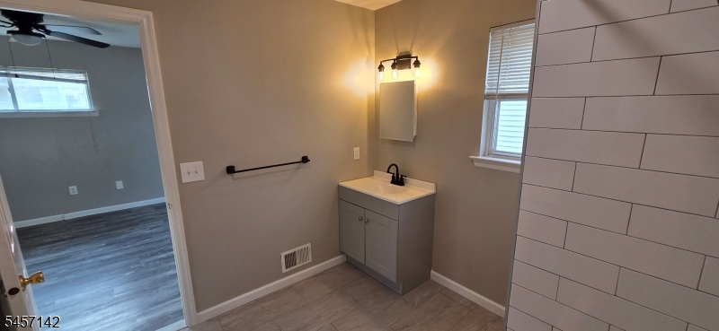 910 Reed Ct Property Photo 18