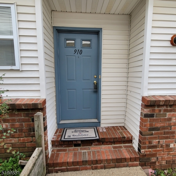 910 Reed Ct Property Photo 24
