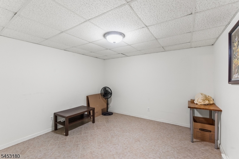130 Vreeland Ave Property Photo 19