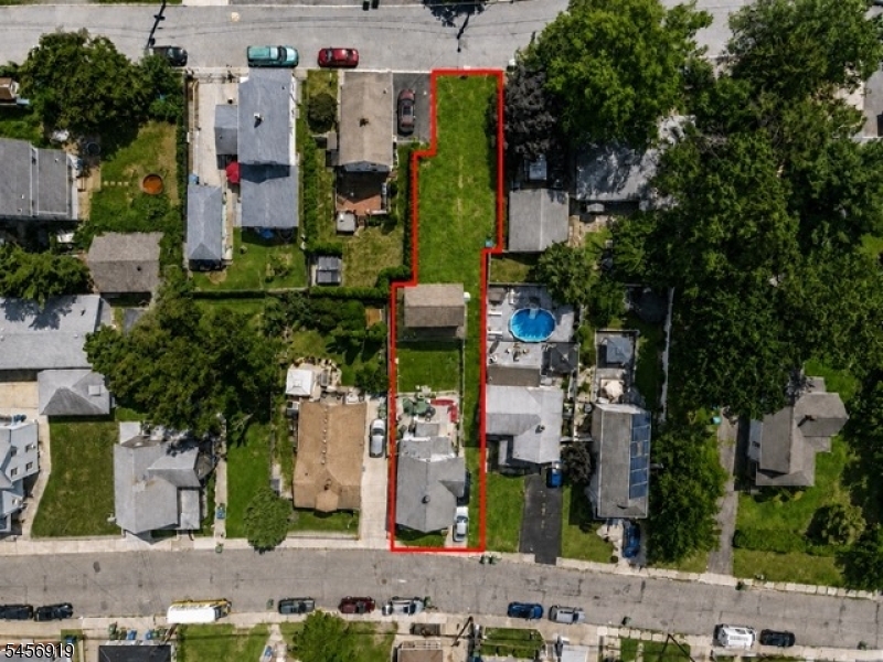 26 Dane St Property Photo 1