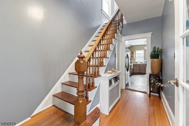 26 Dane St Property Photo 8